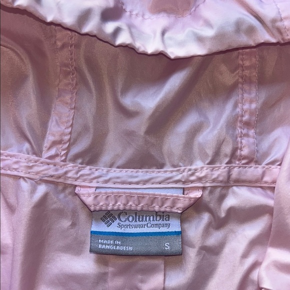 Columbia Women's Light Pink and Dark Gray Ski Jacket - Picture 3 of 9